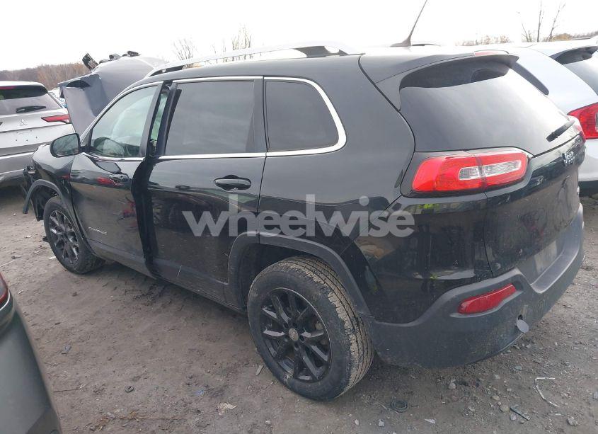 Photo 3 of 2015 Jeep Cherokee LATITUDE (VIN 1C4PJLCB5FW707384)