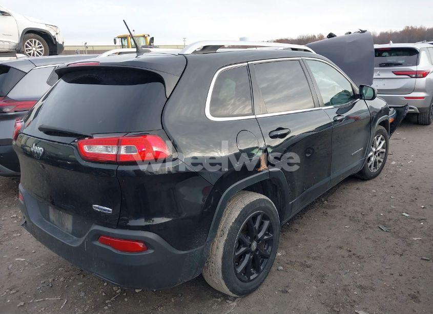 Photo 4 of 2015 Jeep Cherokee LATITUDE (VIN 1C4PJLCB5FW707384)