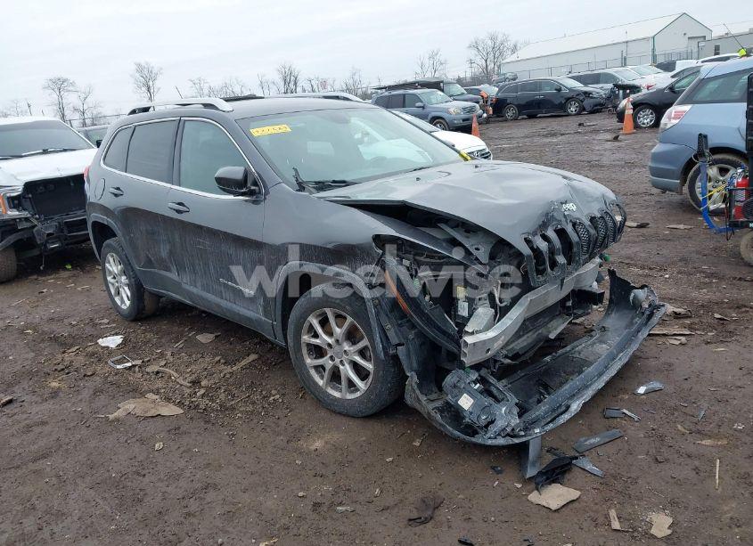 2015 Jeep Cherokee LATITUDE (VIN 1C4PJLCB5FW721589) main photo