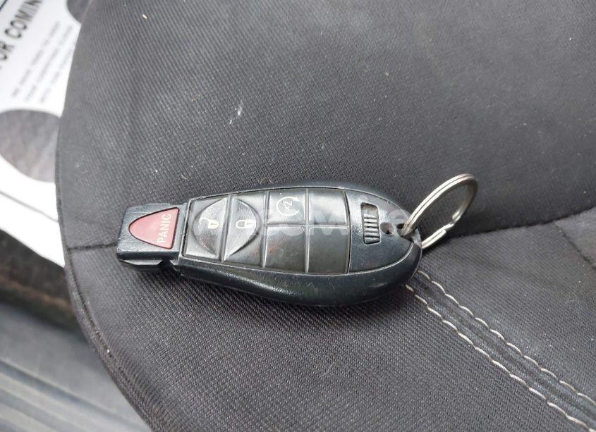 Photo 11 of 2015 Jeep Cherokee LATITUDE (VIN 1C4PJLCB5FW721589)