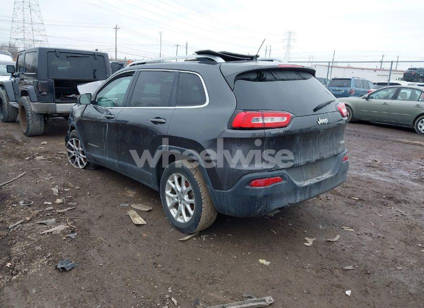 Photo 3 of 2015 Jeep Cherokee LATITUDE (VIN 1C4PJLCB5FW721589)