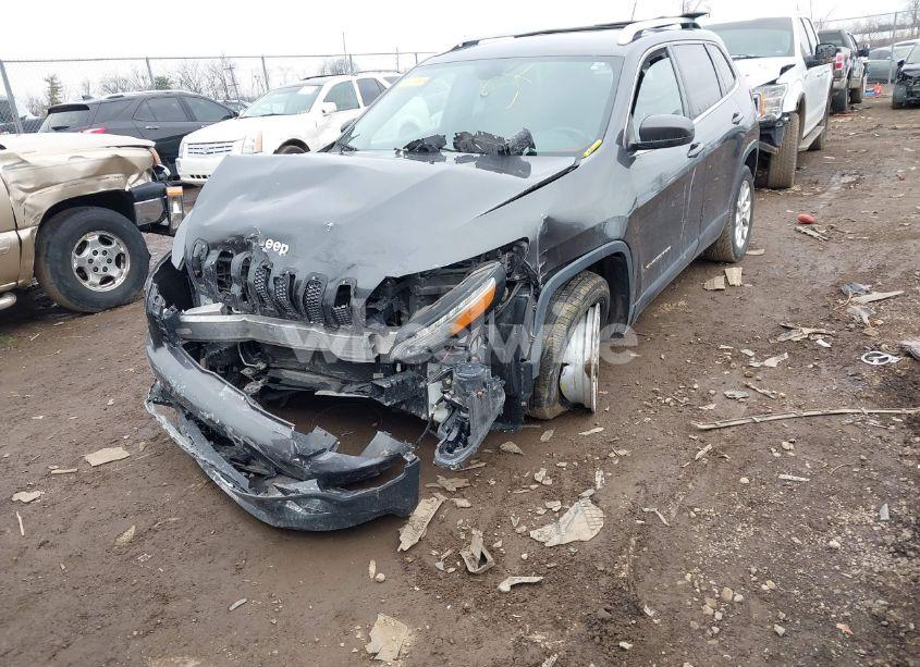 Photo 6 of 2015 Jeep Cherokee LATITUDE (VIN 1C4PJLCB5FW721589)