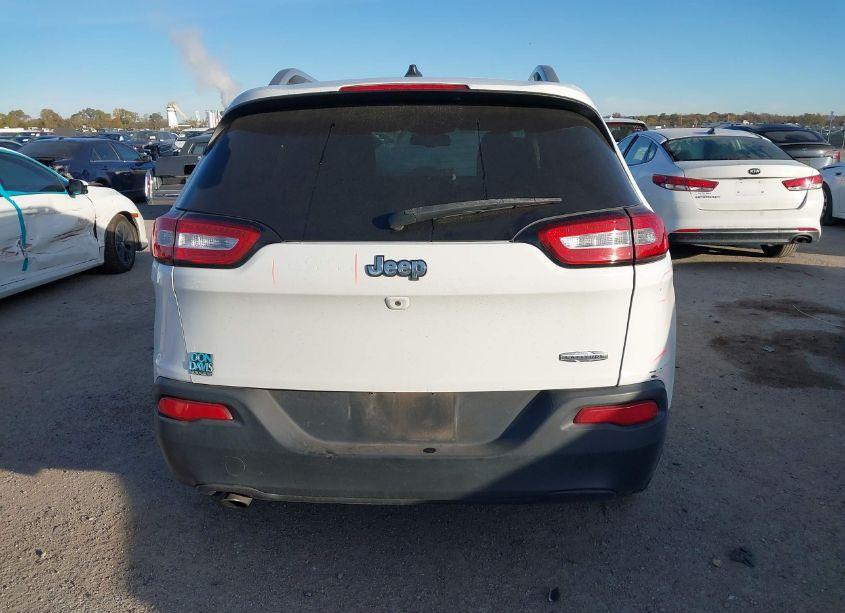 Photo 16 of 2015 Jeep Cherokee LATITUDE (VIN 1C4PJLCB5FW781730)