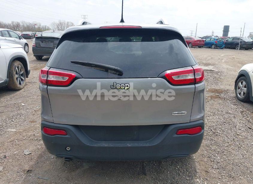 Photo 15 of 2016 Jeep Cherokee LATITUDE (VIN 1C4PJLCB5GW274005)