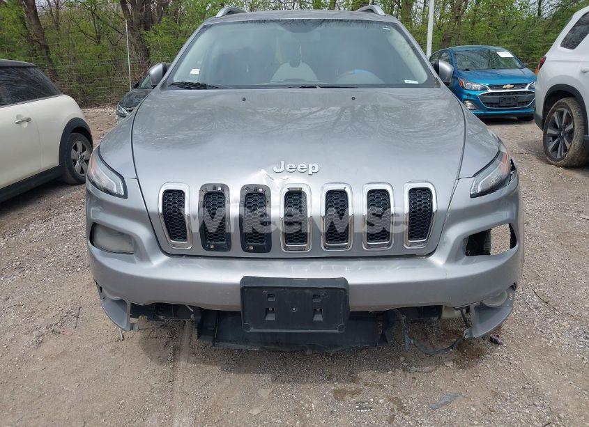 Photo 6 of 2016 Jeep Cherokee LATITUDE (VIN 1C4PJLCB5GW274005)