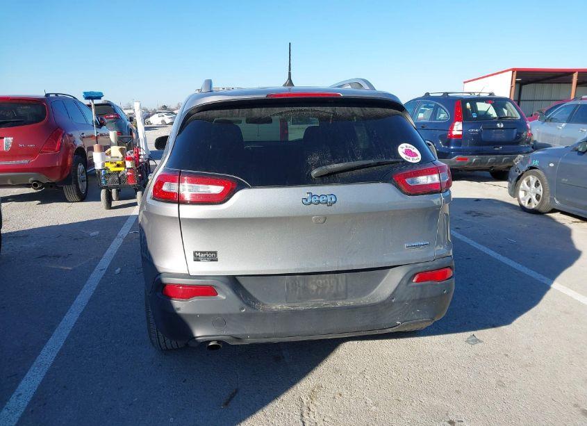 Photo 16 of 2016 Jeep Cherokee LATITUDE (VIN 1C4PJLCB5GW319752)