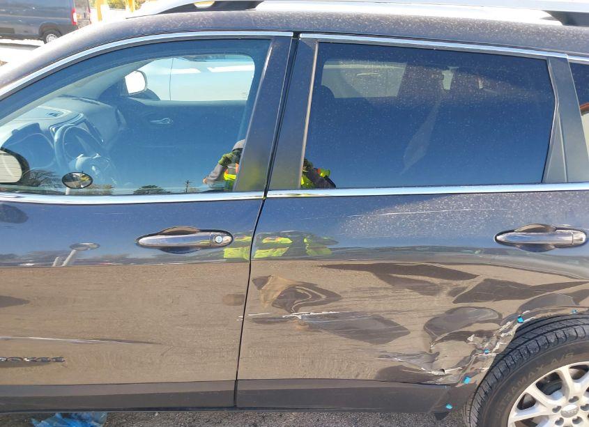 Photo 14 of 2016 Jeep Cherokee LATITUDE (VIN 1C4PJLCB5GW363556)