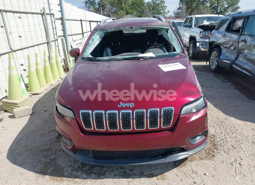 Photo 13 of 2019 Jeep Cherokee LATITUDE FWD (VIN 1C4PJLCB5KD175933)