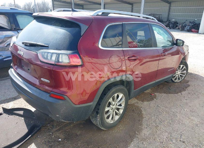 Photo 4 of 2019 Jeep Cherokee LATITUDE FWD (VIN 1C4PJLCB5KD175933)