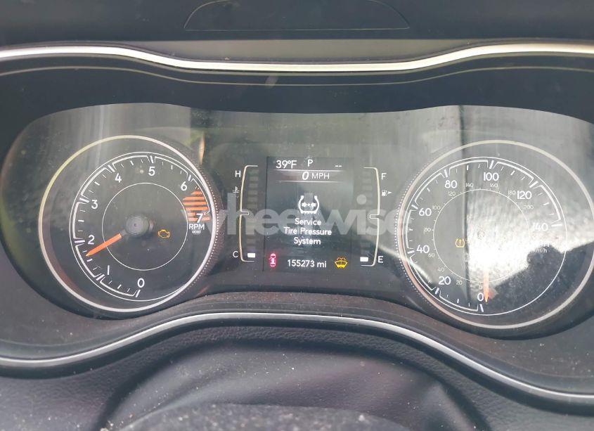 Photo 7 of 2019 Jeep Cherokee LATITUDE (VIN 1C4PJLCB5KD269973)