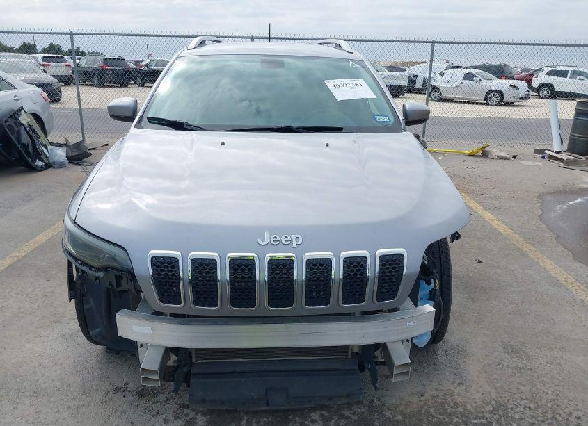 Photo 13 of 2019 Jeep Cherokee LATITUDE FWD (VIN 1C4PJLCB5KD312367)