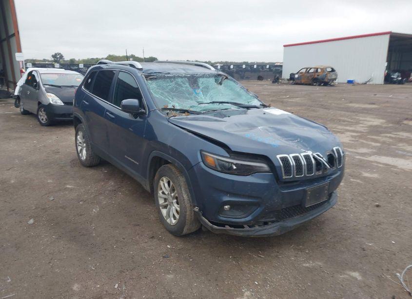 2019 Jeep Cherokee LATITUDE FWD (VIN 1C4PJLCB5KD396657) main photo