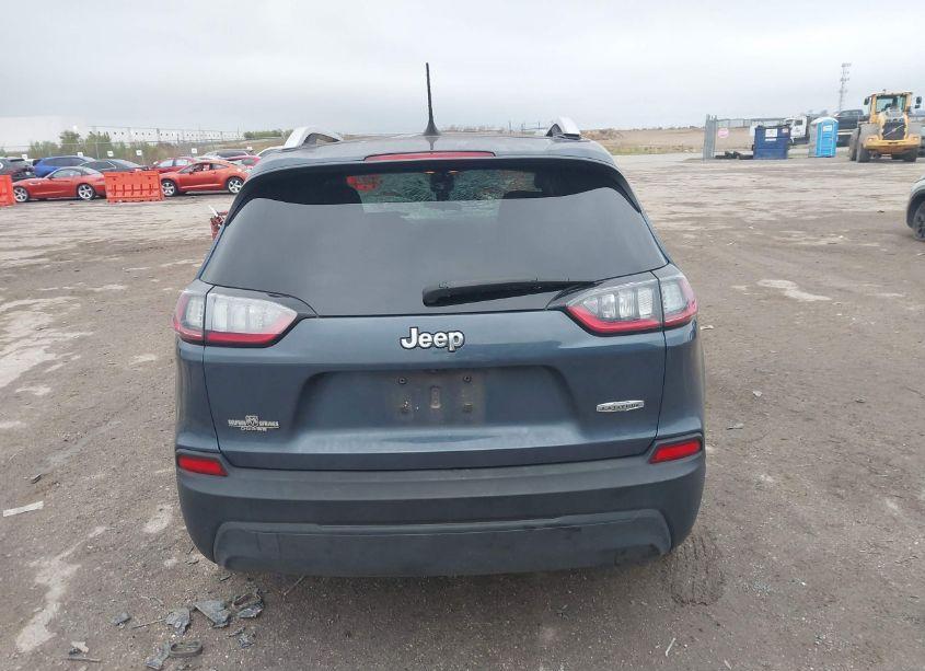 Photo 16 of 2019 Jeep Cherokee LATITUDE FWD (VIN 1C4PJLCB5KD396657)