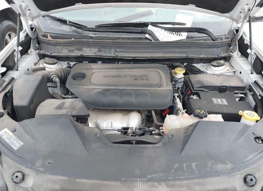 Photo 10 of 2020 Jeep Cherokee LATITUDE FWD (VIN 1C4PJLCB5LD535767)