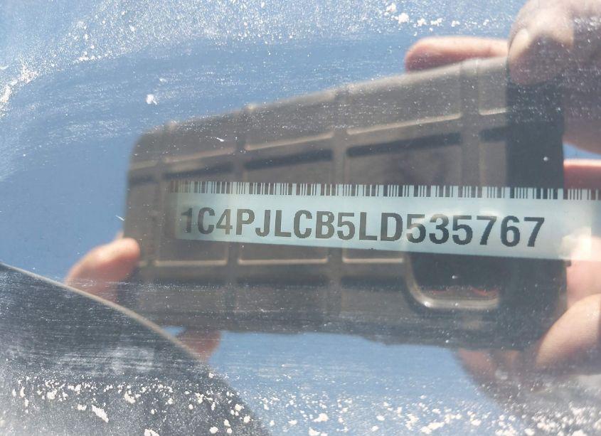 Photo 9 of 2020 Jeep Cherokee LATITUDE FWD (VIN 1C4PJLCB5LD535767)