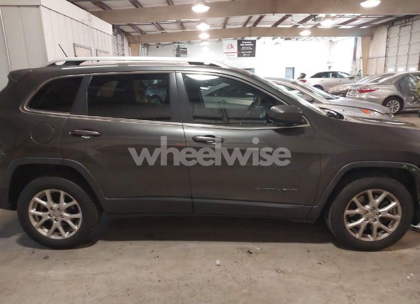 Photo 14 of 2014 Jeep Cherokee LATITUDE (VIN 1C4PJLCB6EW172127)