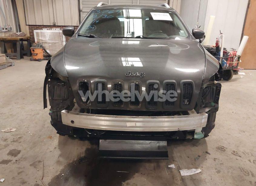 Photo 6 of 2014 Jeep Cherokee LATITUDE (VIN 1C4PJLCB6EW172127)