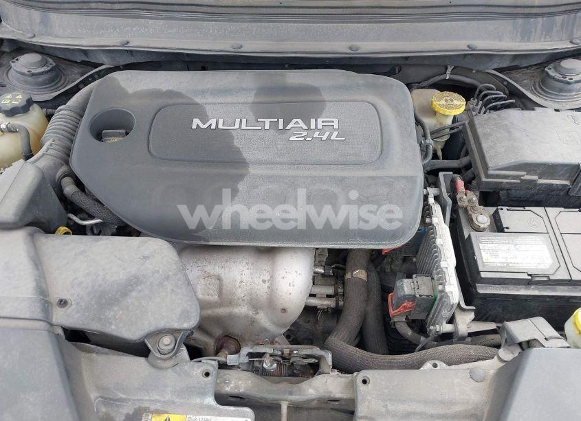 Photo 10 of 2014 Jeep Cherokee LATITUDE (VIN 1C4PJLCB6EW186576)