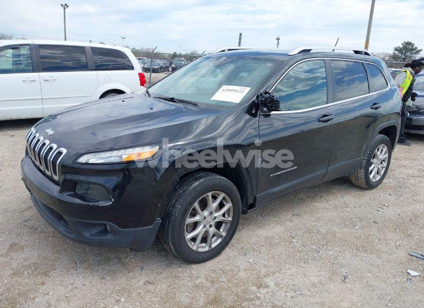 Photo 2 of 2014 Jeep Cherokee LATITUDE (VIN 1C4PJLCB6EW186576)