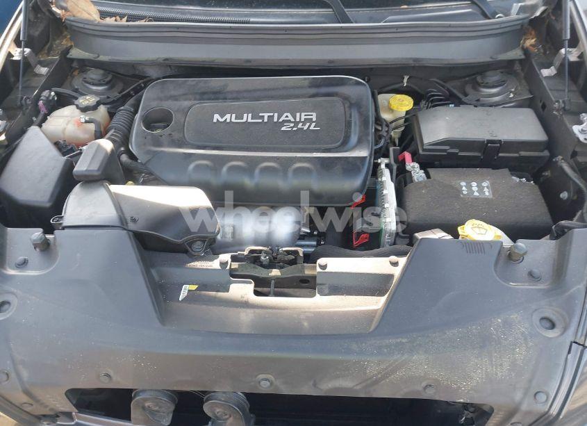Photo 10 of 2014 Jeep Cherokee LATITUDE (VIN 1C4PJLCB6EW241897)