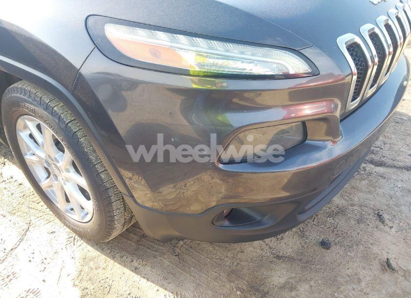 Photo 6 of 2014 Jeep Cherokee LATITUDE (VIN 1C4PJLCB6EW241897)