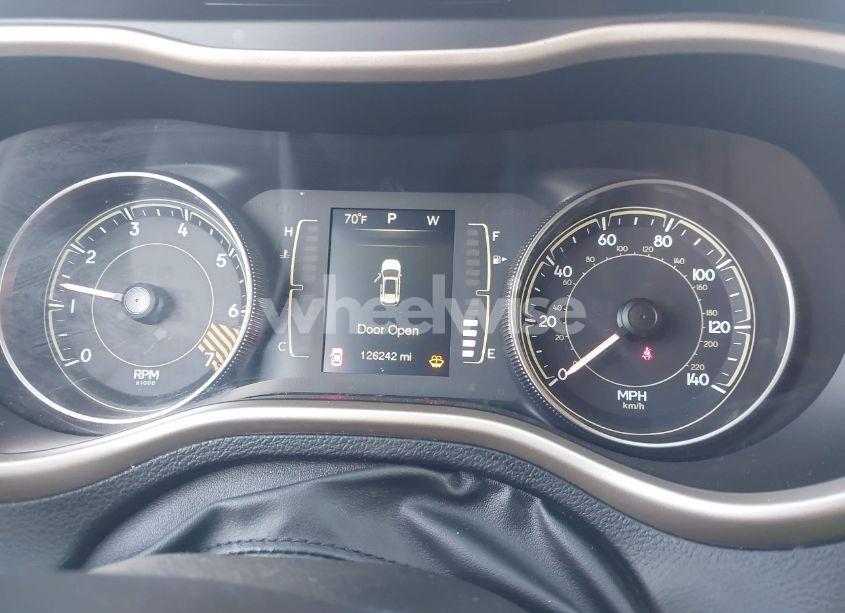 Photo 7 of 2014 Jeep Cherokee LATITUDE (VIN 1C4PJLCB6EW241897)