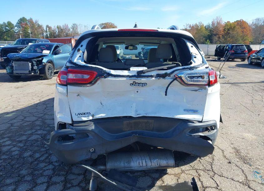 Photo 16 of 2015 Jeep Cherokee LATITUDE (VIN 1C4PJLCB6FW616852)