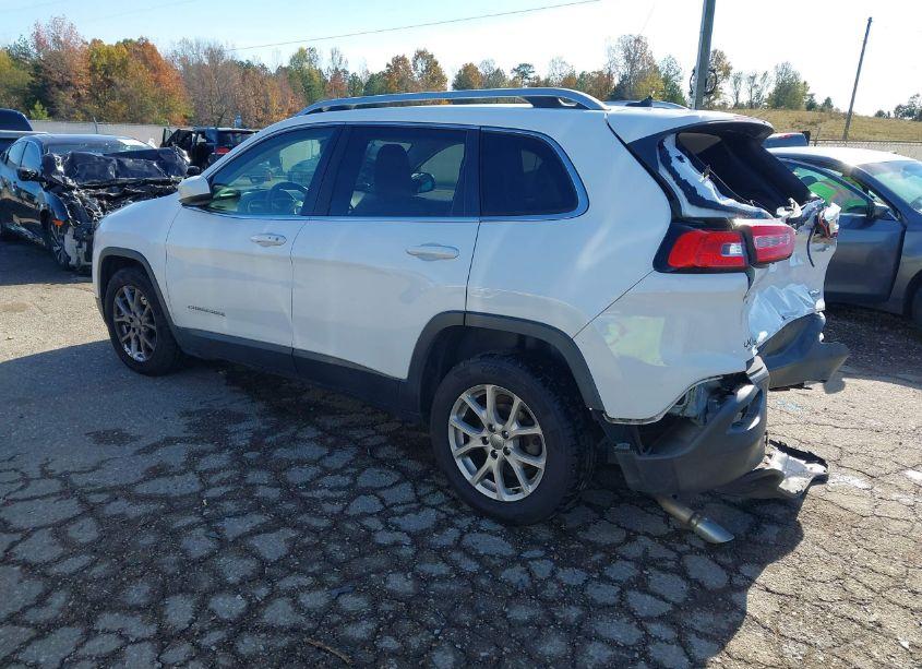 Photo 3 of 2015 Jeep Cherokee LATITUDE (VIN 1C4PJLCB6FW616852)