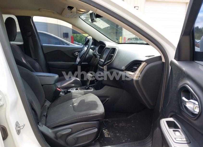 Photo 5 of 2015 Jeep Cherokee LATITUDE ALTITUDE (VIN 1C4PJLCB6FW731208)