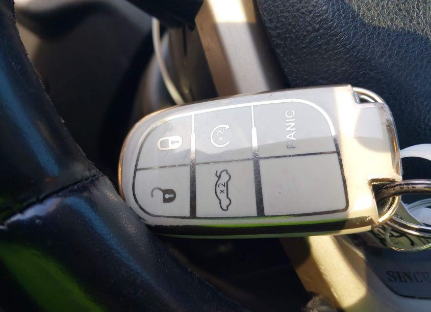 Photo 11 of 2016 Jeep Cherokee ALTITUDE (VIN 1C4PJLCB6GW137512)