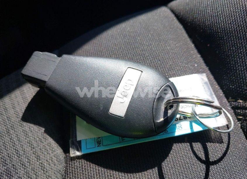 Photo 11 of 2016 Jeep Cherokee ALTITUDE (VIN 1C4PJLCB6GW184264)