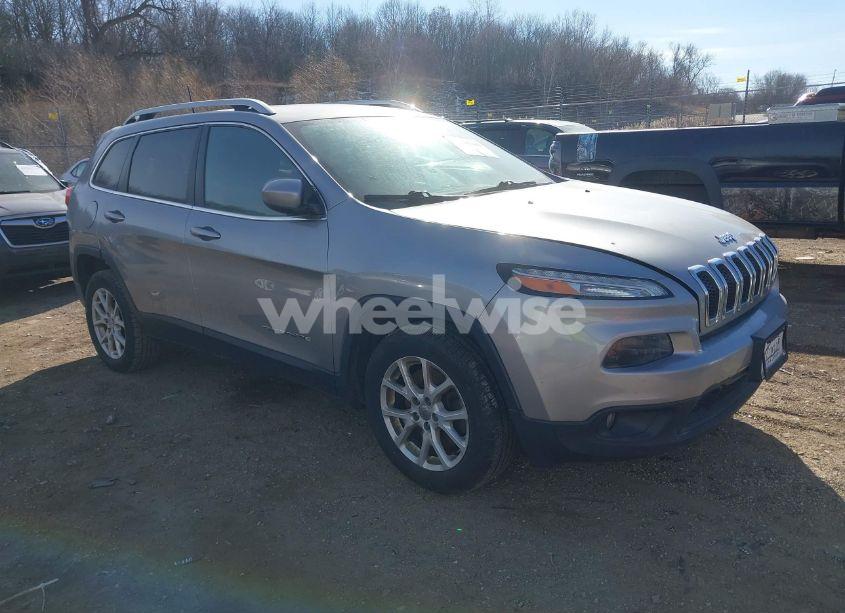 2016 Jeep Cherokee LATITUDE (VIN 1C4PJLCB6GW190050) main photo
