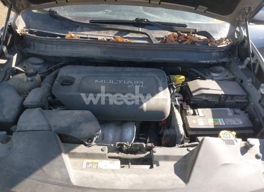 Photo 10 of 2016 Jeep Cherokee LATITUDE (VIN 1C4PJLCB6GW190050)