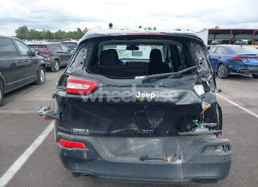 Photo 16 of 2016 Jeep Cherokee LATITUDE (VIN 1C4PJLCB6GW275552)