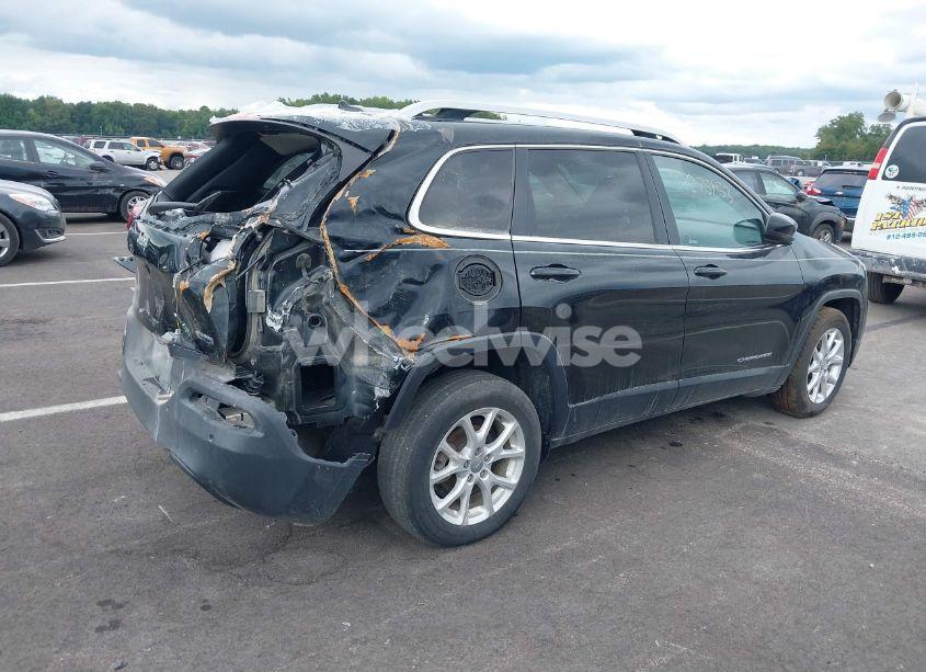 Photo 4 of 2016 Jeep Cherokee LATITUDE (VIN 1C4PJLCB6GW275552)