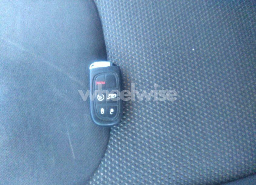 Photo 11 of 2016 Jeep Cherokee 75TH ANNIVERSARY (VIN 1C4PJLCB6GW287426)