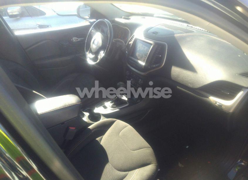 Photo 5 of 2016 Jeep Cherokee 75TH ANNIVERSARY (VIN 1C4PJLCB6GW287426)