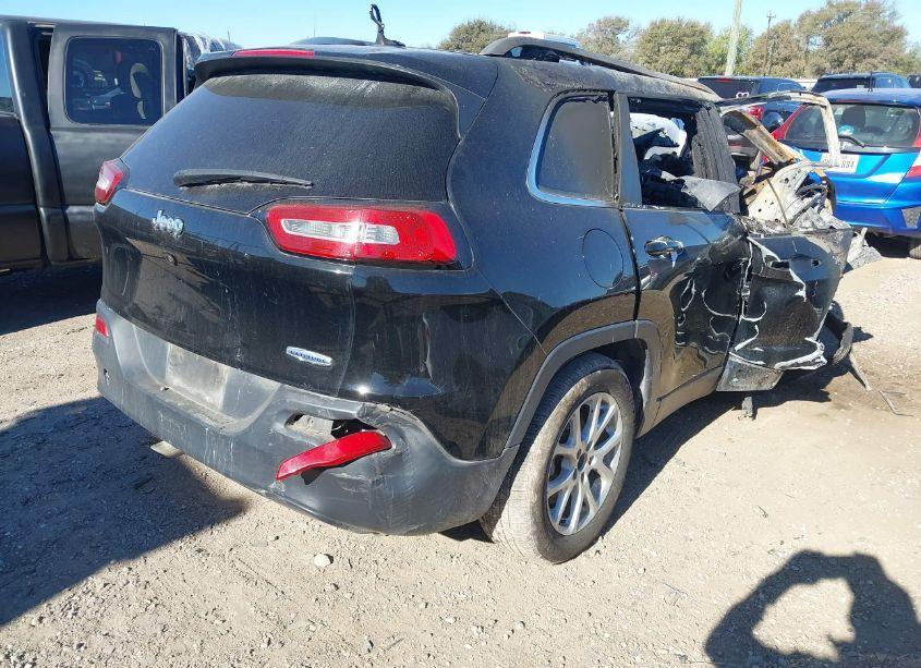 Photo 4 of 2017 Jeep Cherokee LATITUDE FWD (VIN 1C4PJLCB6HD221889)