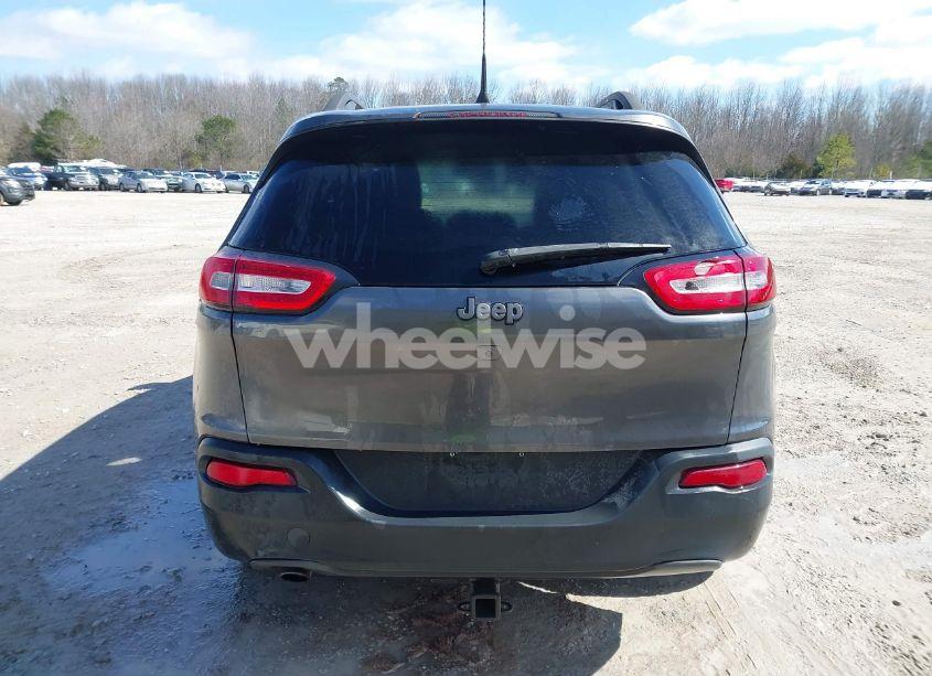 Photo 16 of 2017 Jeep Cherokee LATITUDE FWD (VIN 1C4PJLCB6HD236554)