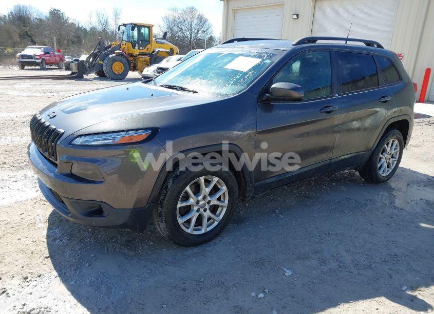 Photo 2 of 2017 Jeep Cherokee LATITUDE FWD (VIN 1C4PJLCB6HD236554)