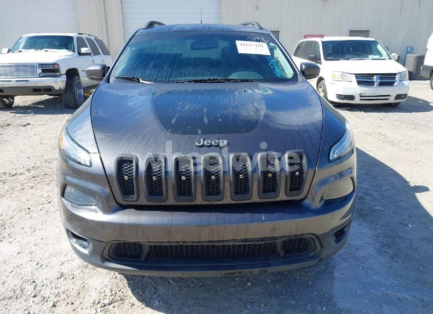 Photo 6 of 2017 Jeep Cherokee LATITUDE FWD (VIN 1C4PJLCB6HD236554)