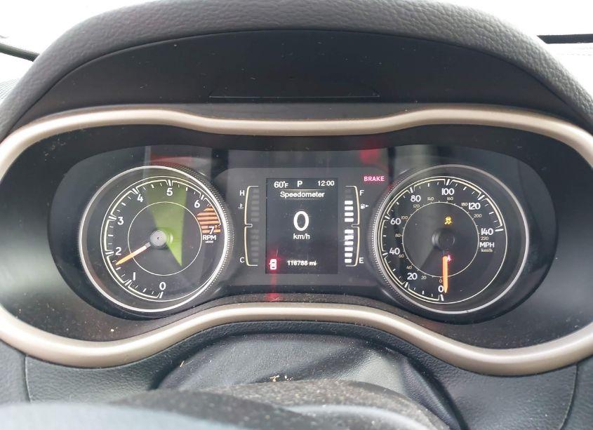 Photo 7 of 2017 Jeep Cherokee LATITUDE FWD (VIN 1C4PJLCB6HW526748)