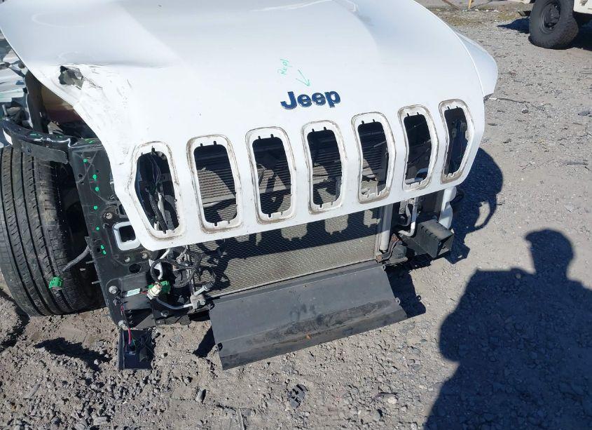 Photo 20 of 2017 Jeep Cherokee LATITUDE FWD (VIN 1C4PJLCB6HW660594)