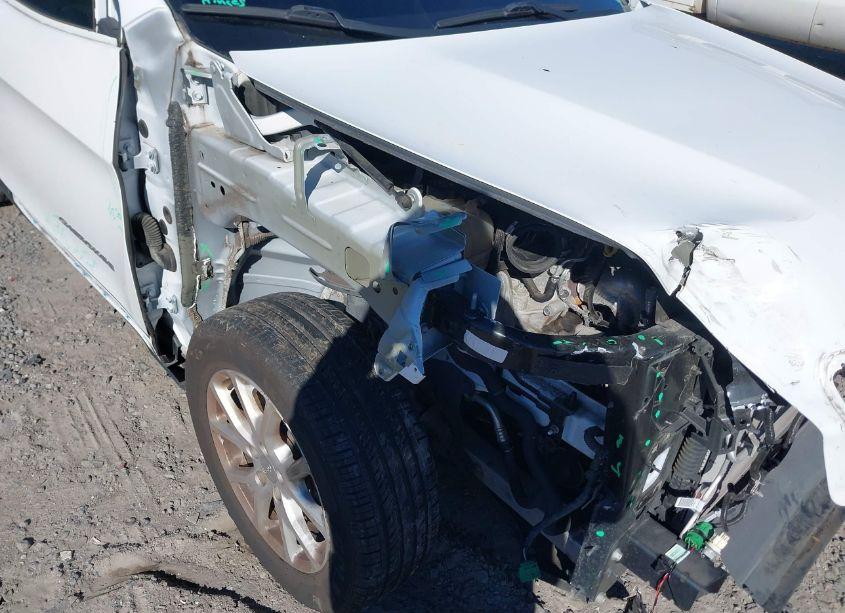 Photo 6 of 2017 Jeep Cherokee LATITUDE FWD (VIN 1C4PJLCB6HW660594)