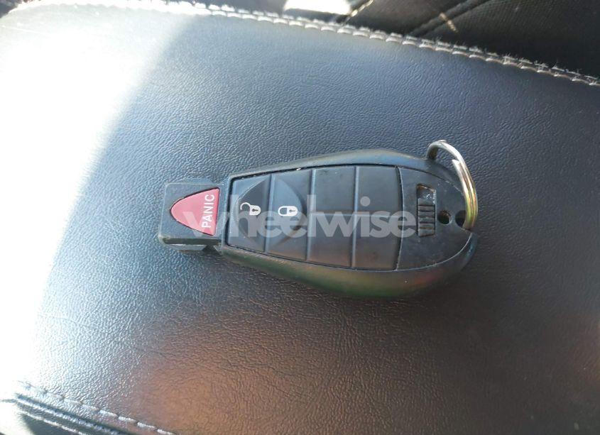 Photo 11 of 2018 Jeep Cherokee LATITUDE FWD (VIN 1C4PJLCB6JD553353)