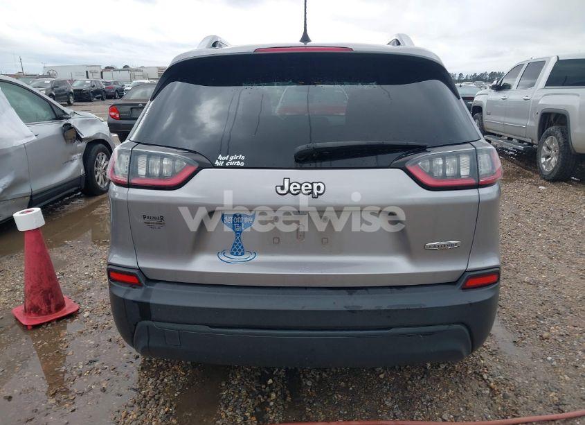 Photo 17 of 2019 Jeep Cherokee LATITUDE FWD (VIN 1C4PJLCB6KD114770)