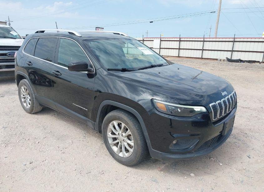 2019 Jeep Cherokee LATITUDE FWD (VIN 1C4PJLCB6KD248906) main photo