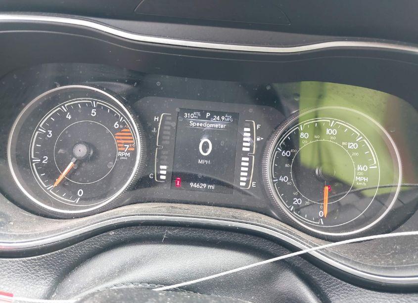 Photo 7 of 2019 Jeep Cherokee LATITUDE FWD (VIN 1C4PJLCB6KD248906)
