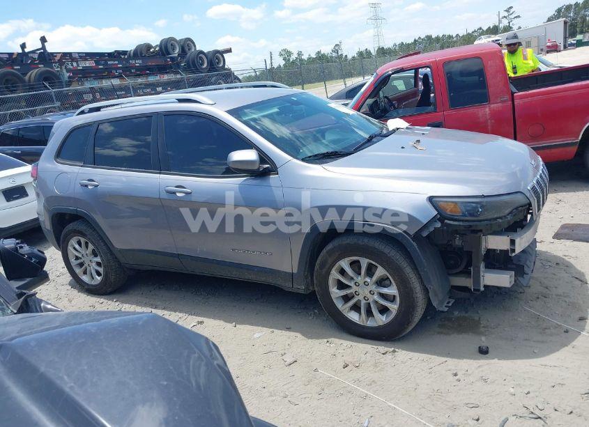 Photo 13 of 2020 Jeep Cherokee LATITUDE FWD (VIN 1C4PJLCB6LD582449)