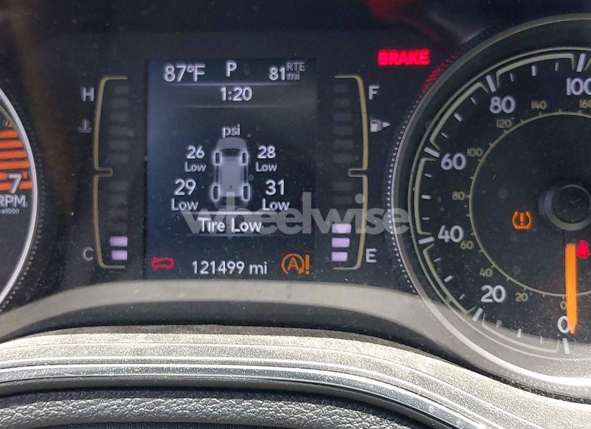 Photo 15 of 2020 Jeep Cherokee LATITUDE FWD (VIN 1C4PJLCB6LD582449)